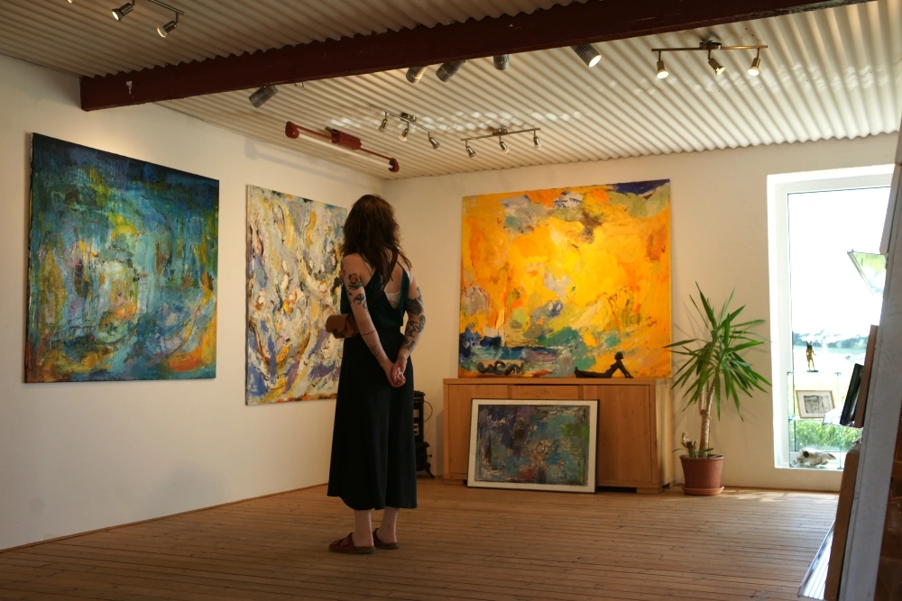 Galleri GlobArt - Tastumvej 20 * Stoholm